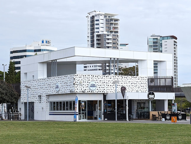 Broadwater Parklands, Marine Parade, Southport QLD 4215