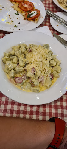 Comentarii opinii despre La Trattoria Restaurant & Pizza Bar