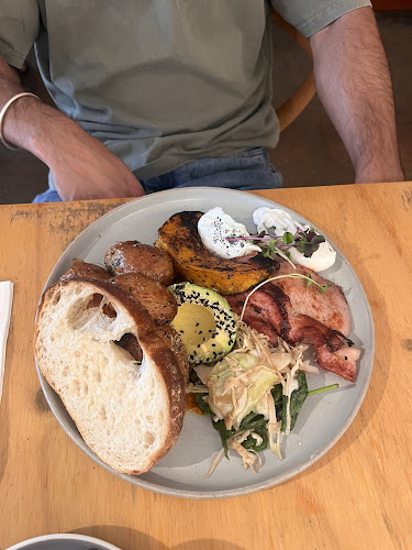 Comentarii opinii despre Caffiend