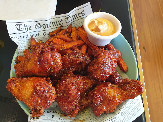 EATS SUNSHINE PLAZA - MEALS THAT MATTER