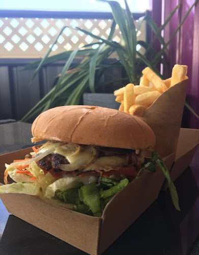 Opinii despre R & K Fork & Take Away în Warwick - Hospitality and gastronomy