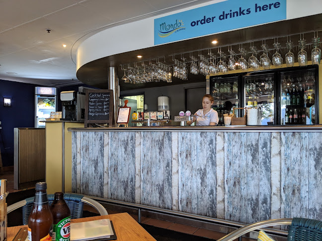 Mondo on the Waterfront - Hospitality and gastronomy