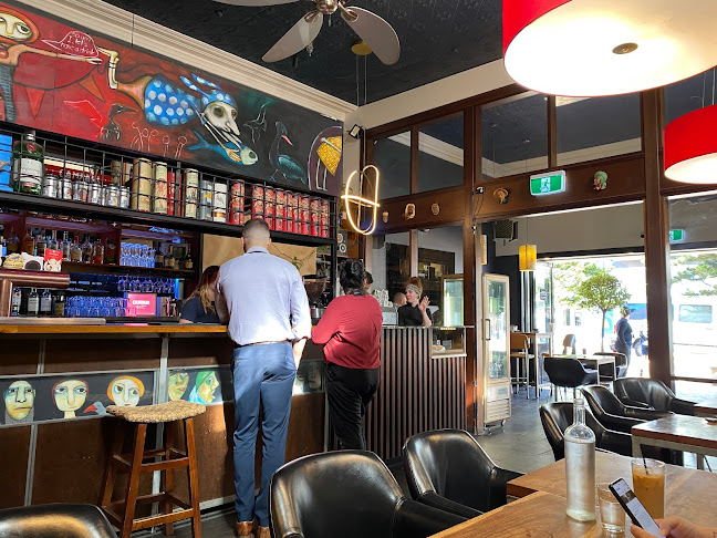 Comentarii opinii despre The Provincial Bar Geraldton