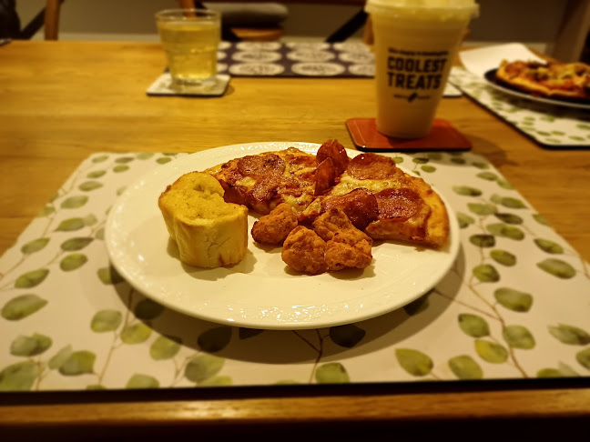 Domino's Pizza Hamilton QLD - Hospitality and gastronomy