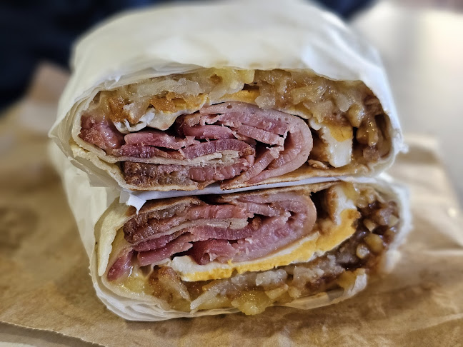 Victoria's Cafe - Hospitality and gastronomy