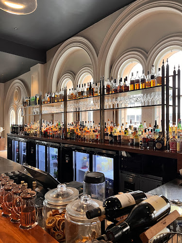 ESQ Bar + Dining - Hospitality and gastronomy