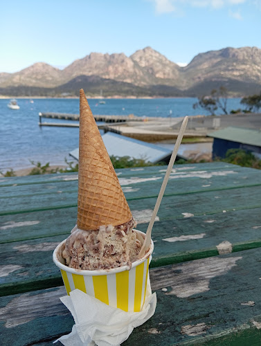 4 Garnet Ave, Coles Bay TAS 7215