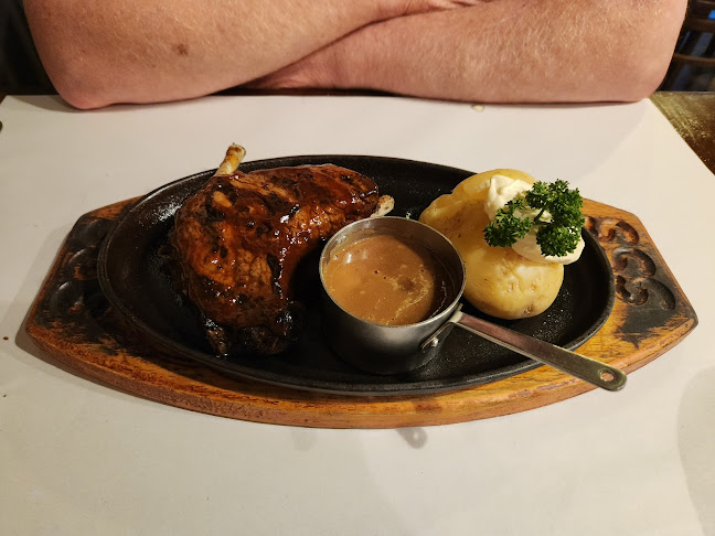 sSs BBQ Barns Bar N’ Grill - Hospitality and gastronomy