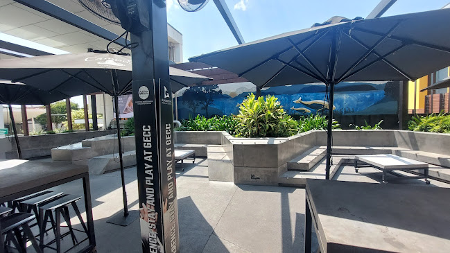 Lightbox Espresso & Wine Bar - Gladstone Central