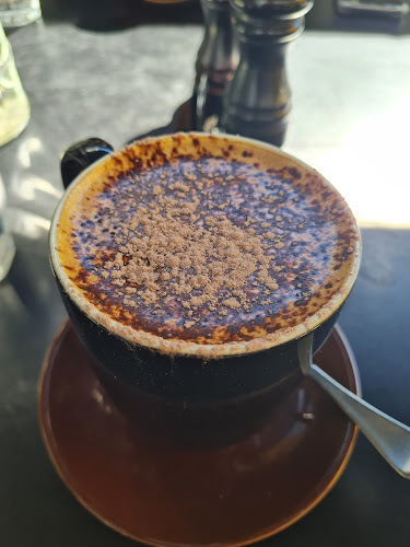 Maple + Clove - Hospitality and gastronomy