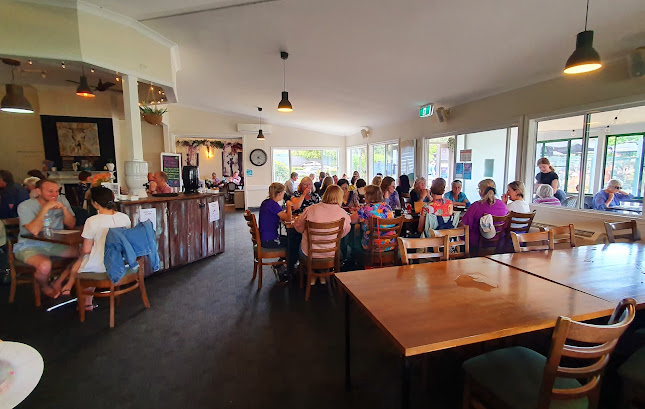 Urban Grounds Cafe - Hospitality and gastronomy