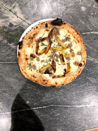 Opinii despre CURVA Cucina & Bar în Alexandria - Hospitality and gastronomy