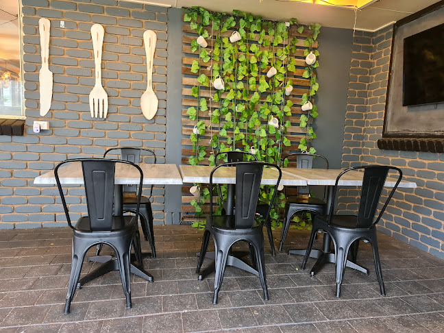 Comentarii opinii despre Savour This Eatery