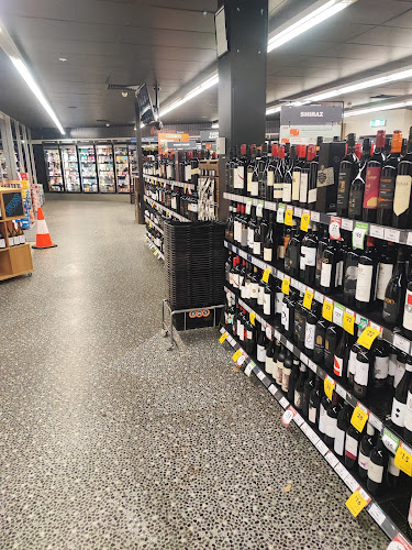 Comentarii opinii despre BWS Findon Drive