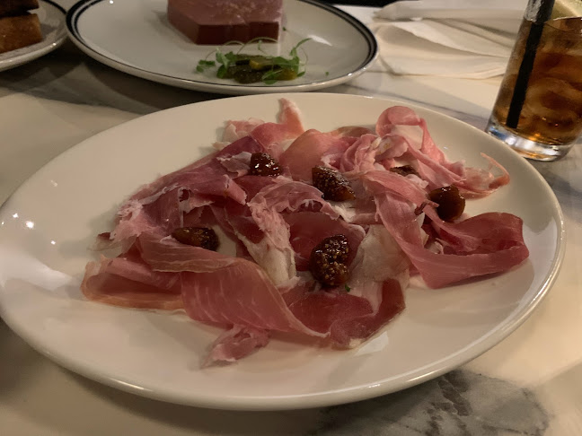 Rothwell’s Bar & Grill - Hospitality and gastronomy