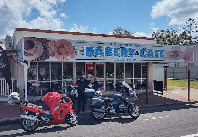 Esk Bakery & Cafe