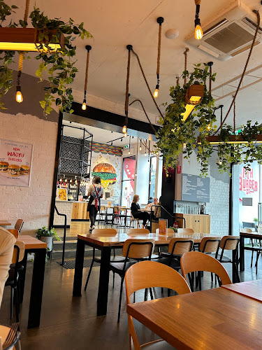 1001 Doncaster Rd, Doncaster East VIC 3109