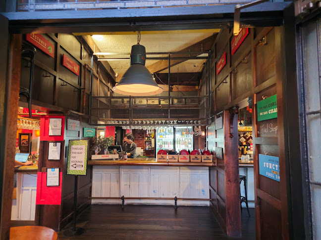 Hispanic Mechanic - Hospitality and gastronomy