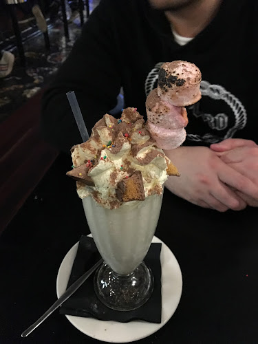 Shop 2/323 William St, Perth WA 6000