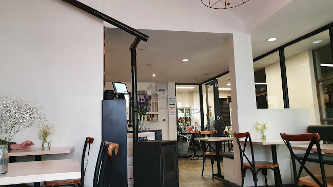 Comentarii opinii despre Dandy Lane Cafe