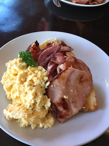 Comentarii opinii despre Wunghnu Cafe