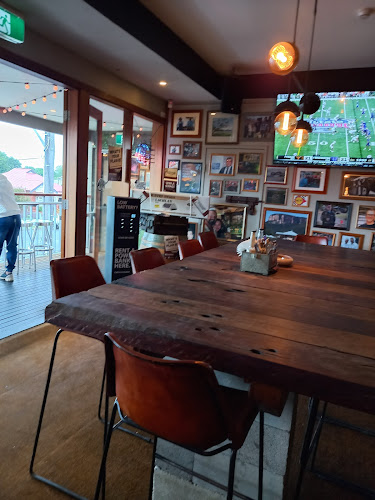 The Oxford Bathurst - Bathurst