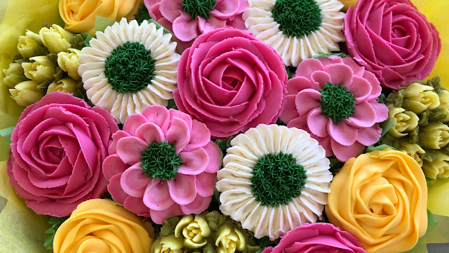 Over The Rainbow Cakes - Lennox Head