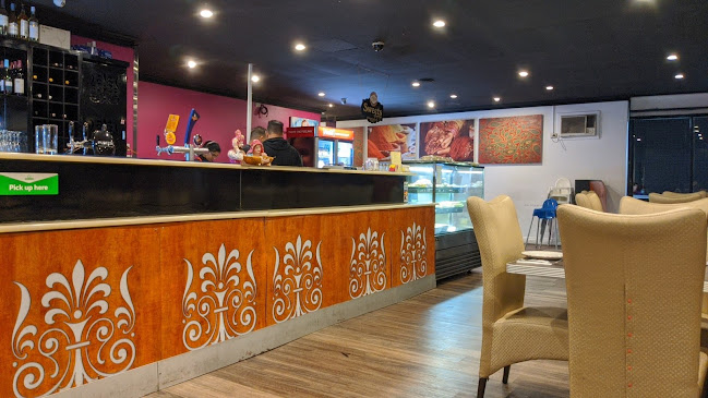 Comentarii opinii despre Mela Indian Sweets and Eats