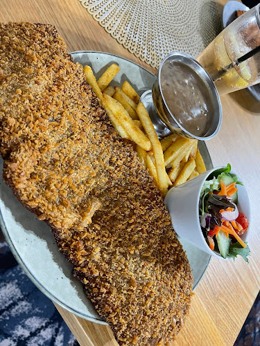 34 Onkaparinga Valley Rd, Woodside SA 5244