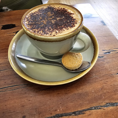 76 Cyrus St, Hyams Beach NSW 2540