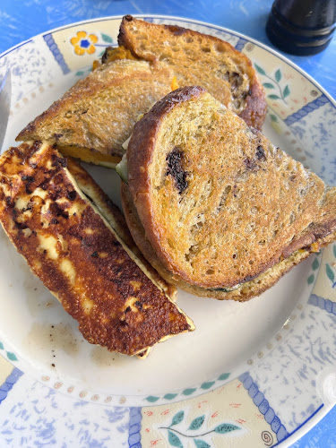 Machine Laundry Cafe