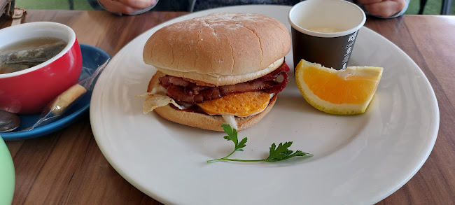 Cafe 63 Sunshine Plaza