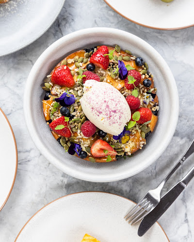 Top Paddock Cafe - Hospitality and gastronomy