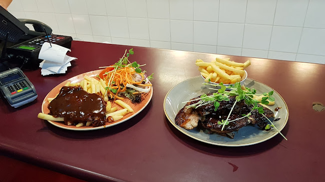 2 Moonee Beach Rd, Moonee Beach NSW 2450