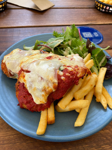 Comentarii opinii despre Henley's Bar & Kitchen