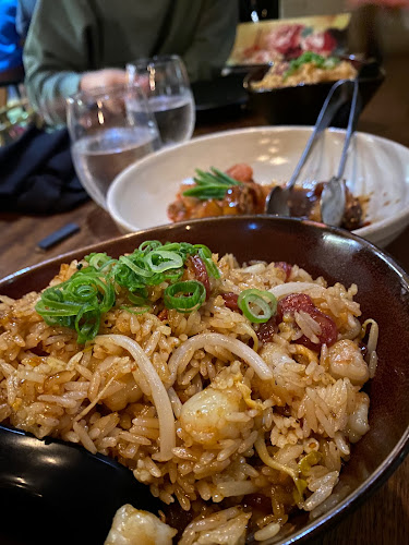 3 Oracle Bvd, Broadbeach QLD 4218