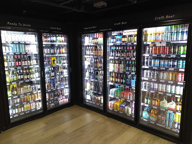 Shop 4/100 Mount St, North Sydney NSW 2060