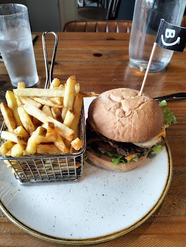 Burger Urge (Tamworth) - Hospitality and gastronomy