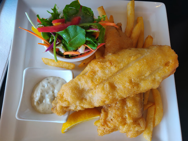 Comentarii opinii despre Avenues Café & Bar