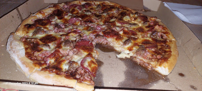 Comentarii opinii despre Lucky's Dial-A-Pizza