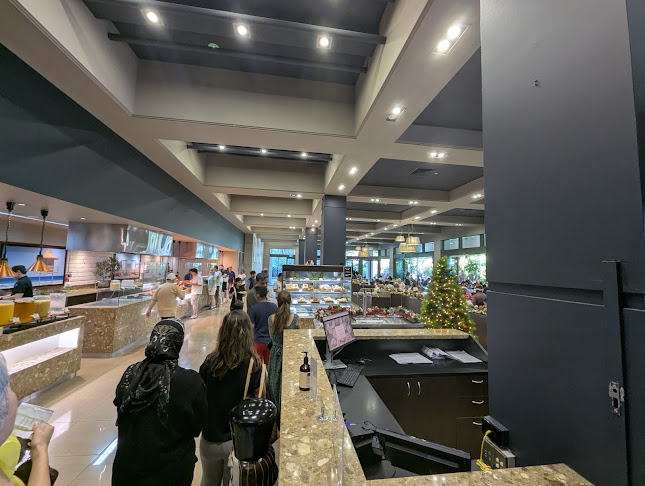 Waves Buffet Restaurant - Surfers Paradise