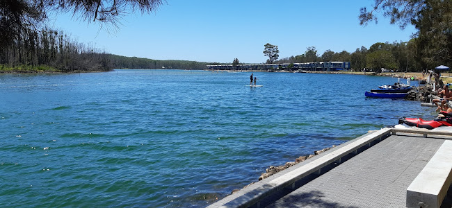 Lake Conjola Liquor & General Store - Sydney