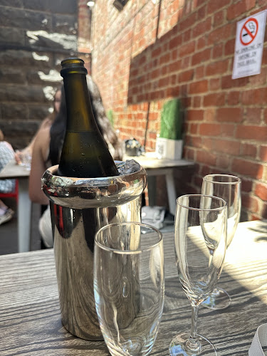 Royal Melbourne Hotel