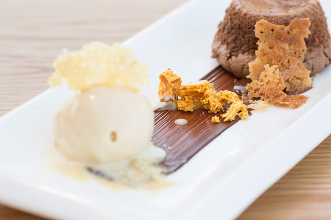 19 Kitchener Dr, Darwin City NT 0801