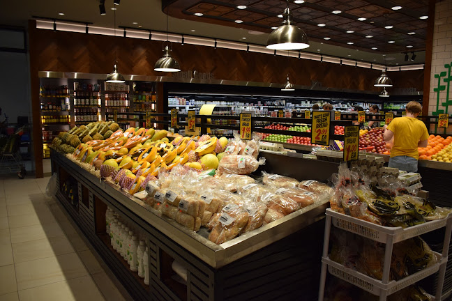 Shop 200/395 Hamilton Rd, Chermside QLD 4032