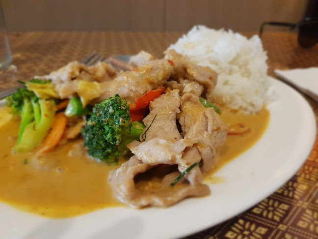 Comentarii opinii despre Simply Thai Restaurant