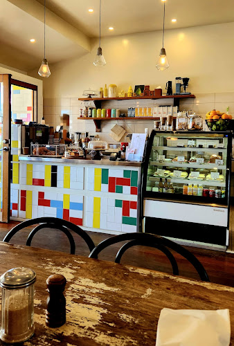 Ground Up Espresso - Hospitality and gastronomy