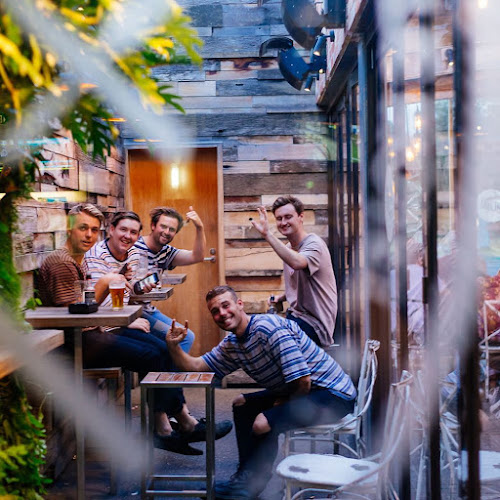 The Grovedale Hotel - Hospitality and gastronomy