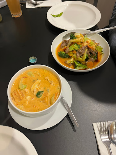 Comentarii opinii despre Simply Thai Restaurant