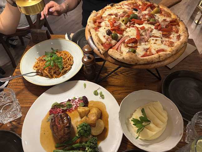 168 Clarence St, Sydney NSW 2000